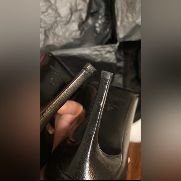 Saint Laurent heels. - Picture 4 of 11